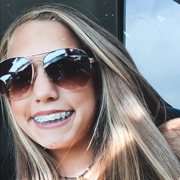 Meet your Posher, Emberlynn - Picture 1 of 1